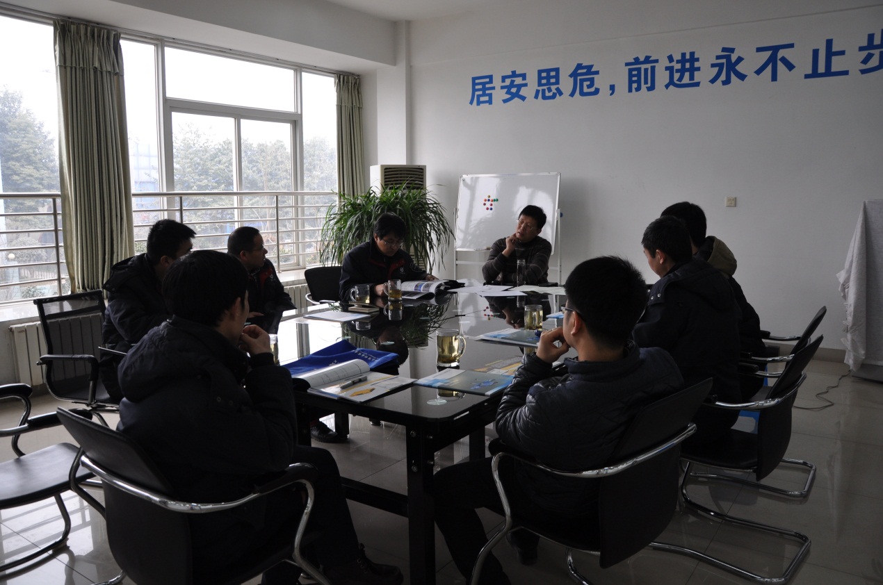 中航工业成飞集团工程师一行到访时搏在线开户公司-2.jpg